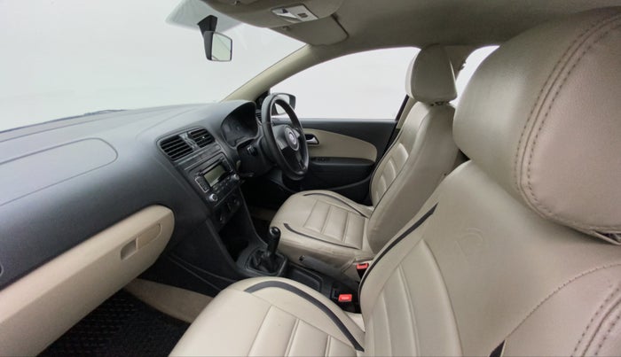 2012 Volkswagen Polo COMFORTLINE 1.2L, Diesel, Manual, 79,736 km, Right Side Front Door Cabin