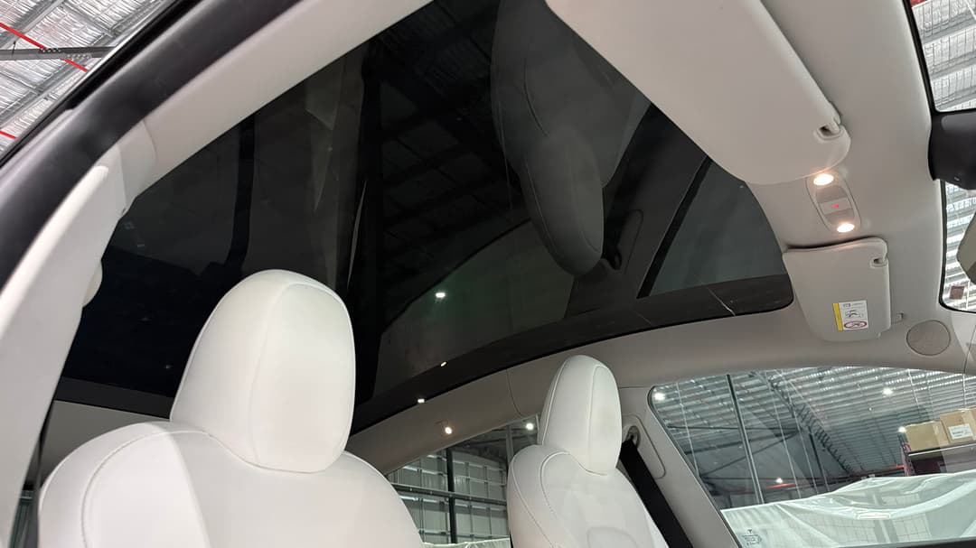 2023 Tesla Model Y Rear-wheel Drive, Automatic, 60107 km, Interior Sunroof/Moonroof