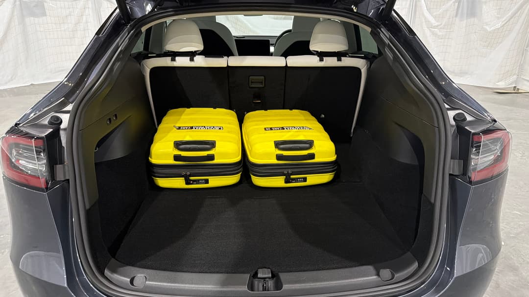 2023 Tesla Model Y Rear-wheel Drive, Automatic, 60107 km, Boot Inside View with Luggage
