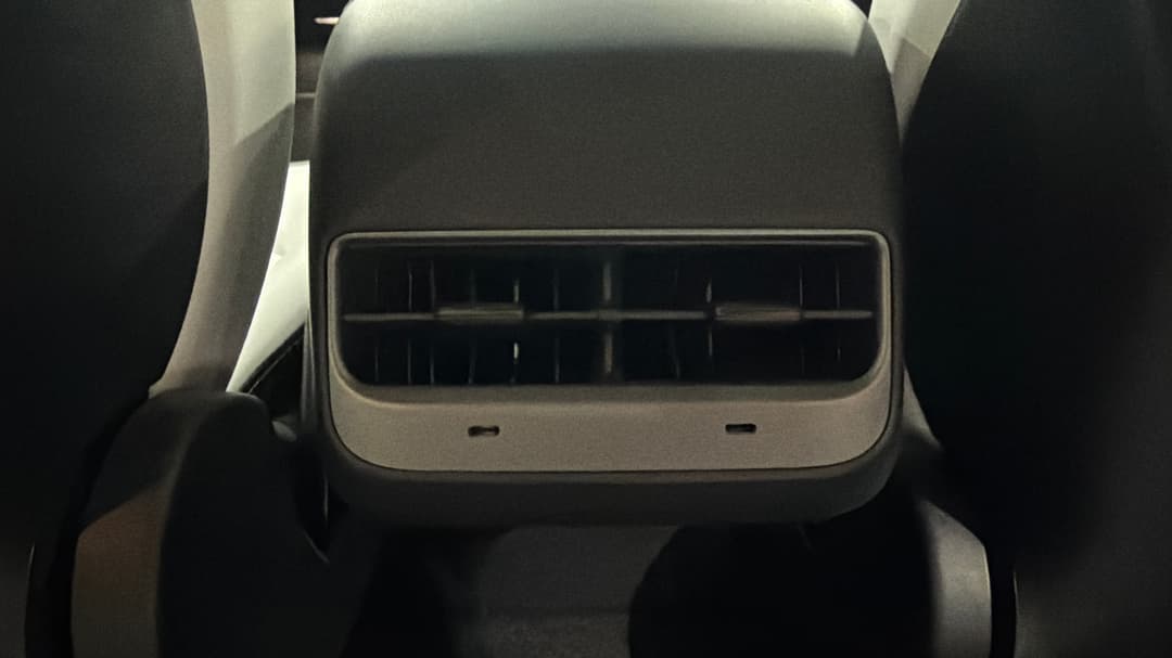 2023 Tesla Model Y Rear-wheel Drive, Automatic, 60107 km, Rear A/C Vent