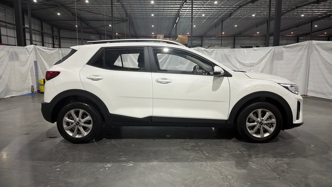 2024 Kia Stonic S, Automatic, 14623 km, Right Side View