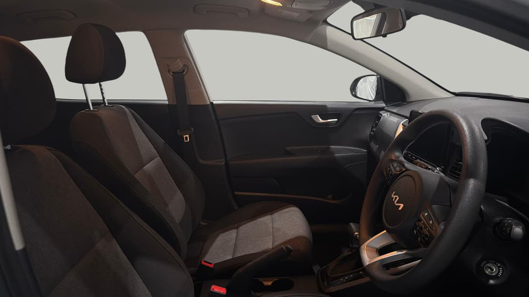 2024 Kia Stonic S, Automatic, 14623 km, Right Side Front Door Cabin View
