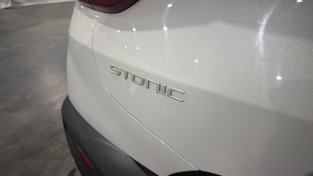 2024 Kia Stonic S, Automatic, 14623 km, Badge (Boot Left Side)