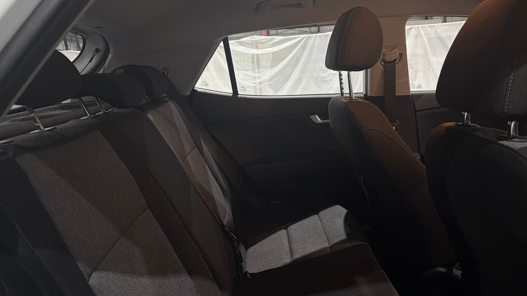 2024 Kia Stonic S, Automatic, 14623 km, Right Side Rear Door Cabin View