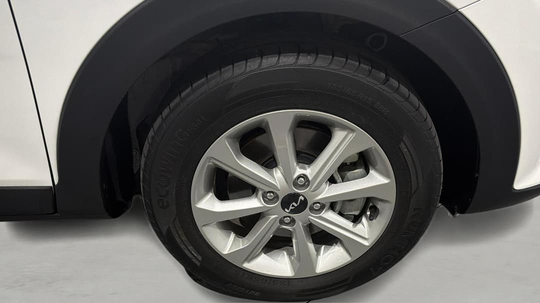 2024 Kia Stonic S, Automatic, 14623 km, Right Front Wheel