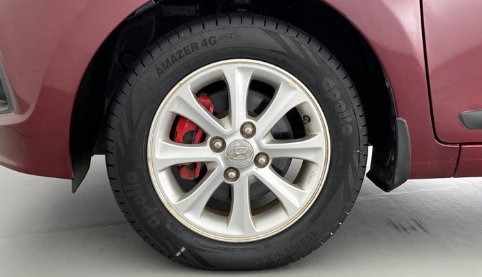 2015 Hyundai Grand i10 ASTA 1.2 AT VTVT, Petrol, Automatic, 33,368 km, Left Front Wheel