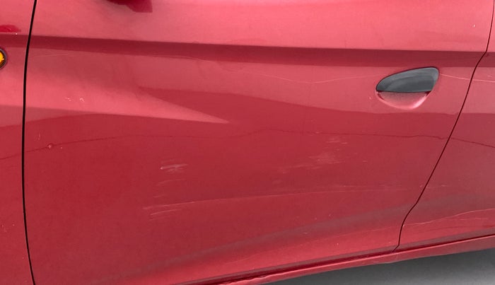 2016 Hyundai Eon ERA +, Petrol, Manual, 43,510 km, Front passenger door - Minor scratches