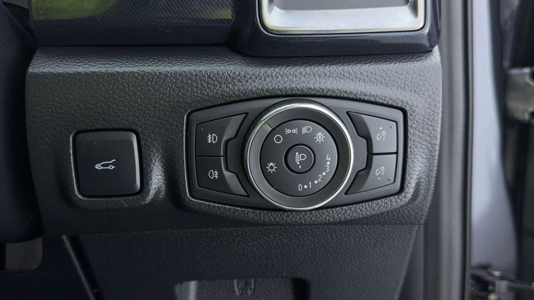 2021 Ford Everest Sport (4WD), Automatic, 83746 km, Utility Switches/Buttons