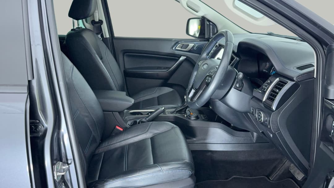 2021 Ford Everest Sport (4WD), Automatic, 83746 km, Right Side Front Door Cabin View