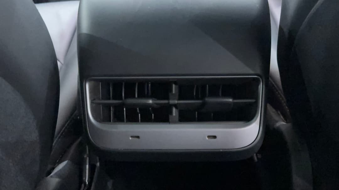 2023 Tesla Model Y Rear-wheel Drive, Automatic, 36322 km, Rear A/C Vent