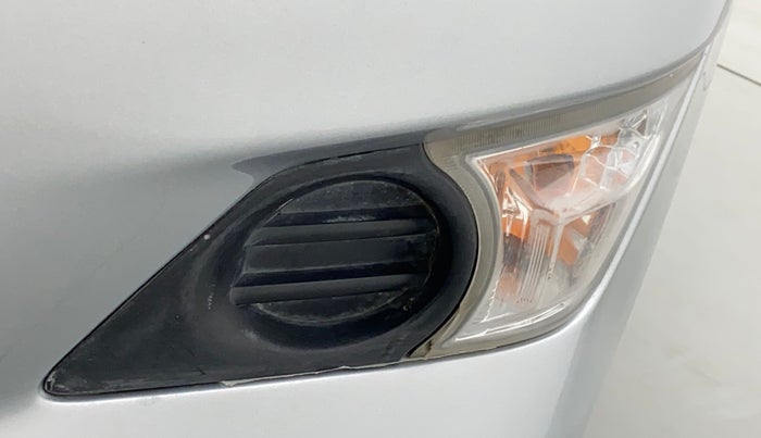 2018 Toyota Innova Crysta 2.8 GX AT 8 STR, Diesel, Automatic, 72,202 km, Left fog light - Minor damage
