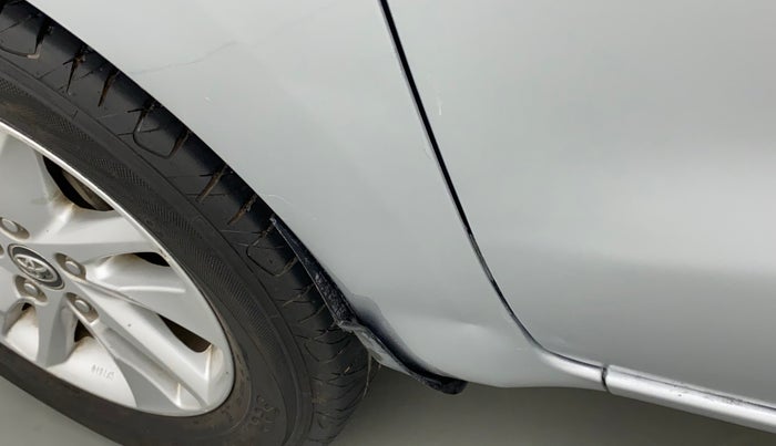 2018 Toyota Innova Crysta 2.8 GX AT 8 STR, Diesel, Automatic, 72,202 km, Left fender - Slightly dented