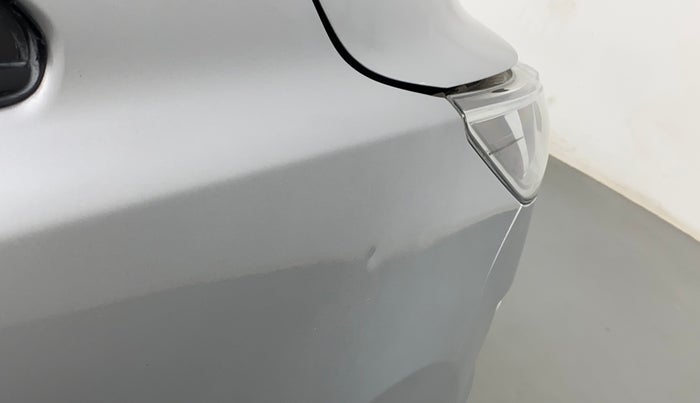 2018 Toyota Innova Crysta 2.8 GX AT 8 STR, Diesel, Automatic, 72,202 km, Right fender - Slightly dented