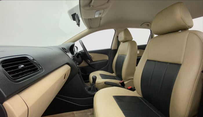2016 Volkswagen Ameo COMFORTLINE 1.5, Diesel, Manual, 90,155 km, Right Side Front Door Cabin