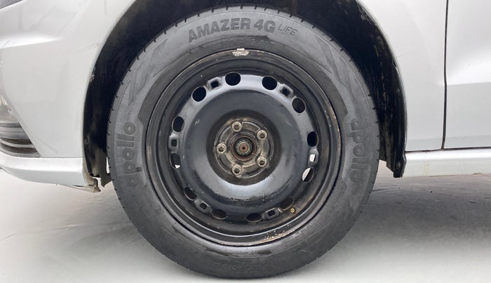 2016 Volkswagen Ameo COMFORTLINE 1.5, Diesel, Manual, 90,155 km, Left Front Wheel