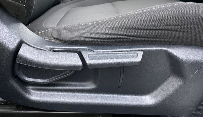 2019 Hyundai VENUE 1.0 TURBO GDI SX+ AT, Petrol, Automatic, 20,157 km, Driver Side Adjustment Panel