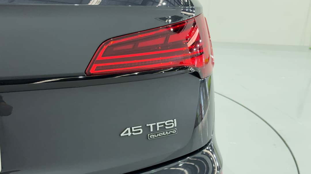 2022 Audi Q5 45 Tfsi Quattro Sport Mhev, Automatic, 32651 km, Badge (Boot Right Side)
