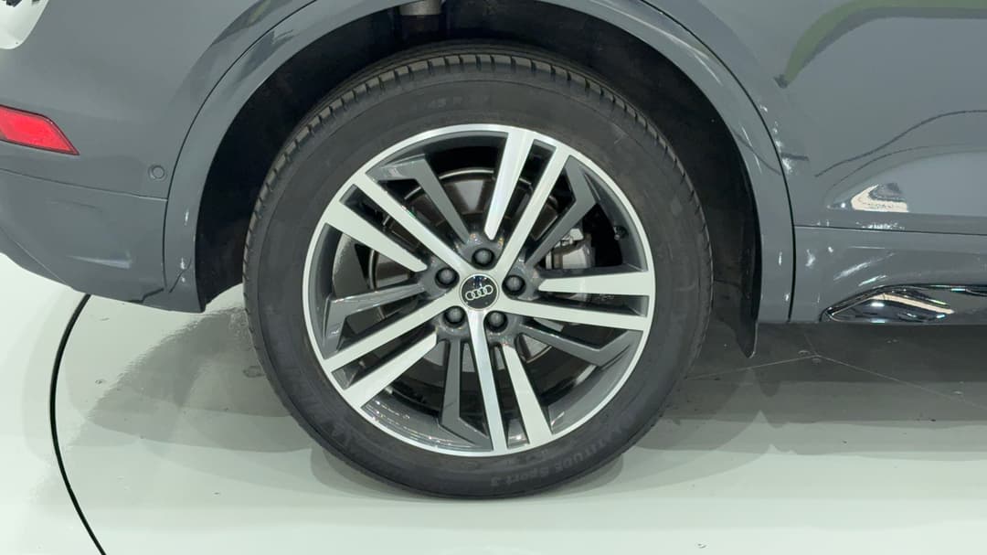 2022 Audi Q5 45 Tfsi Quattro Sport Mhev, Automatic, 32651 km, Right Rear Wheel