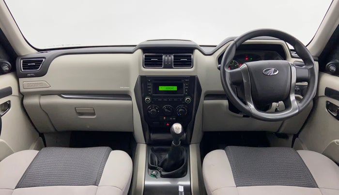 2017 Mahindra Scorpio S6 PLUS, Diesel, Manual, 53,326 km, Dashboard View