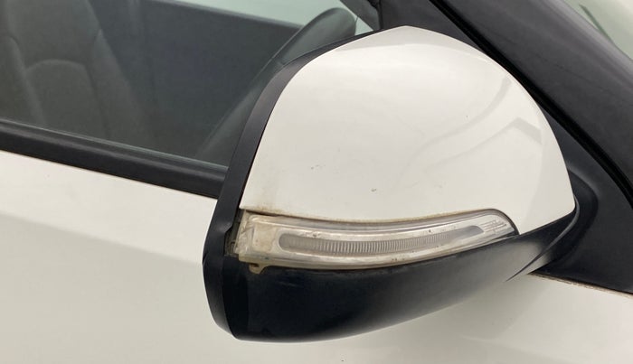 2016 Hyundai Creta 1.6 CRDI SX PLUS AUTO, Diesel, Automatic, 33,800 km, Right rear-view mirror - Indicator light has minor damage