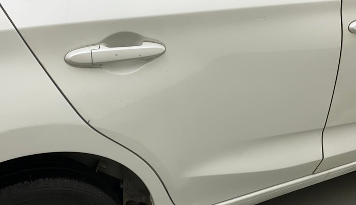 2021 Honda Amaze 1.2L I-VTEC S CVT, Petrol, Automatic, 43,188 km, Right rear door - Minor scratches