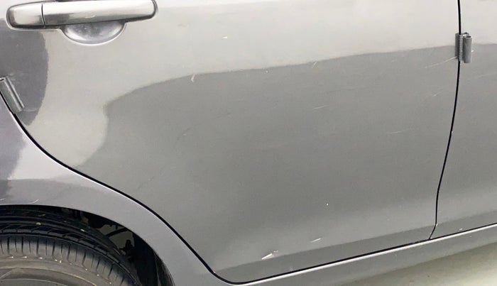 2015 Maruti Swift VXI, Petrol, Manual, 88,278 km, Right rear door - Slightly dented