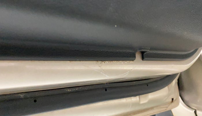 2019 Hyundai NEW SANTRO SPORTZ MT, Petrol, Manual, 50,845 km, Front passenger door - Slight discoloration