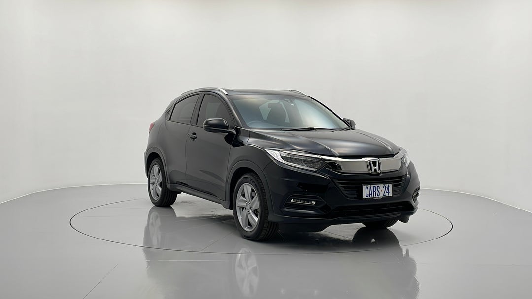 2021 Honda HR-V Vti-s, Automatic, 18537 km, Right Front Diagonal (45- Degree) View