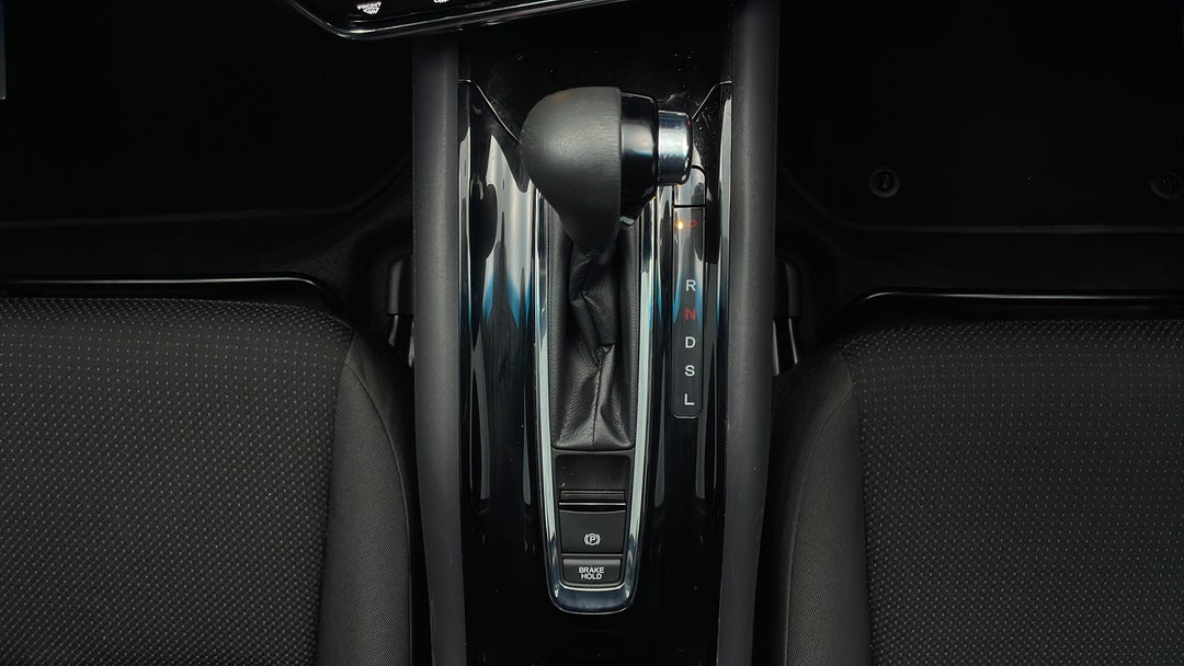 2021 Honda HR-V Vti-s, Automatic, 18537 km, Gear Lever 