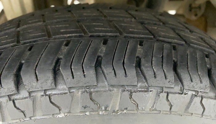 2010 Maruti Alto LXI, Petrol, Manual, 31,078 km, Right Rear Tyre Tread