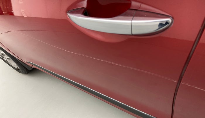 2019 Hyundai Elite i20 ASTA 1.2 (O), Petrol, Manual, 20,526 km, Front passenger door - Minor scratches