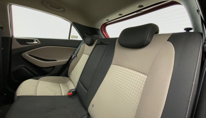 2019 Hyundai Elite i20 ASTA 1.2 (O), Petrol, Manual, 20,526 km, Right Side Rear Door Cabin