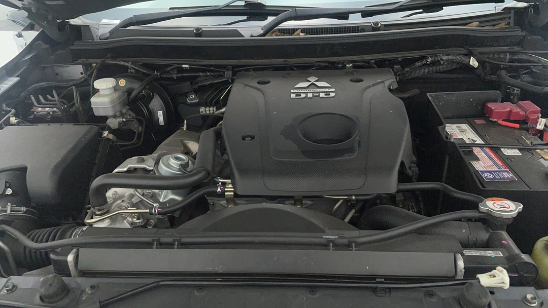 Open Bonnet (Engine)