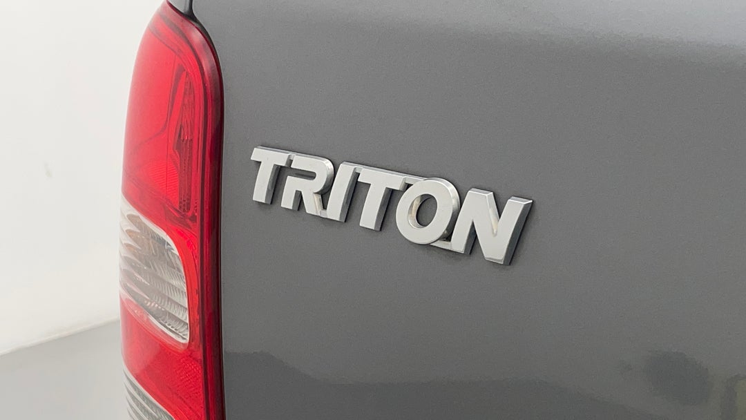 Badge (Boot Left Side)