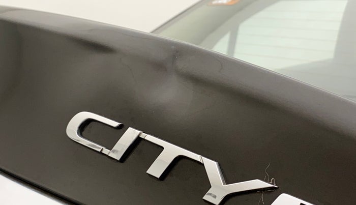 2016 Honda City 1.5L I-VTEC V MT, Petrol, Manual, 51,273 km, Dicky (Boot door) - Slightly dented