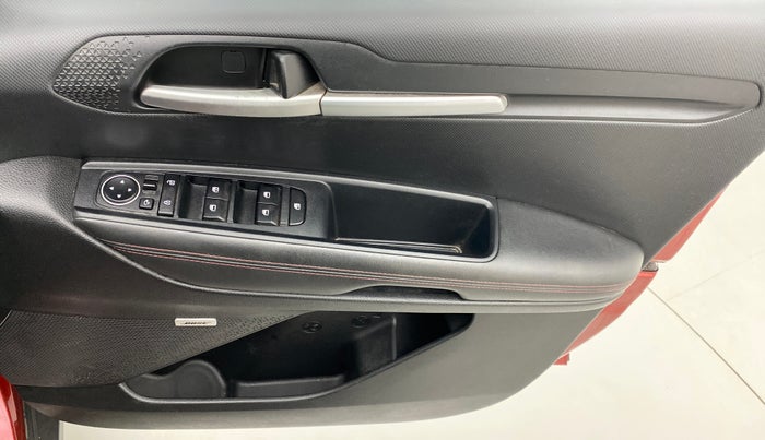 2020 KIA SONET GTX PLUS 1.5D  AT, Diesel, Automatic, 11,375 km, Driver Side Door Panels Control