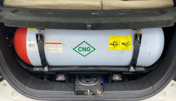 2018 Maruti Wagon R 1.0 LXI CNG, CNG, Manual, 69,185 km, Boot Inside