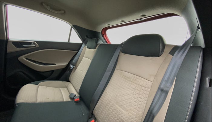 2016 Hyundai Elite i20 SPORTZ 1.2, Petrol, Manual, 43,283 km, Right Side Rear Door Cabin