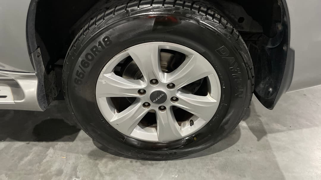 2021 Haval H9 Ultra, Automatic, 112999 km, Left Rear Wheel