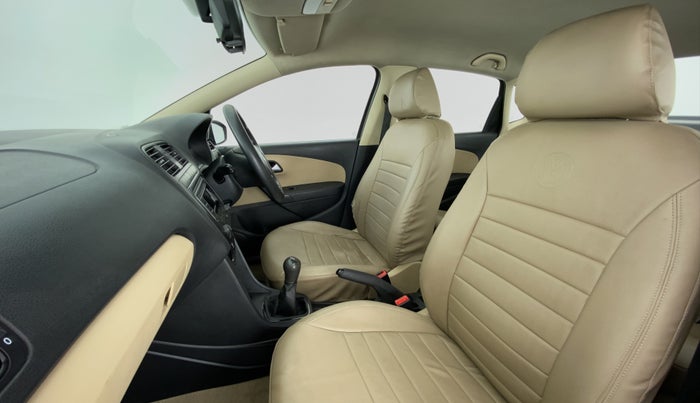 2016 Volkswagen Ameo COMFORTLINE 1.2, Petrol, Manual, 61,124 km, Right Side Front Door Cabin