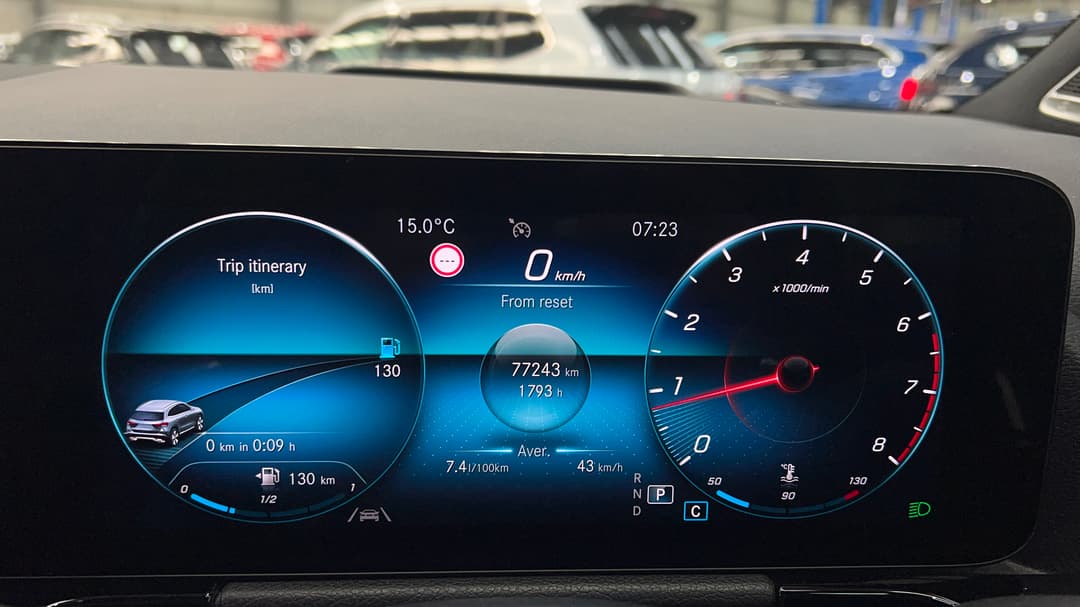 2021 Mercedes-benz GLA 200, Automatic, 77243 km, Odometer View
