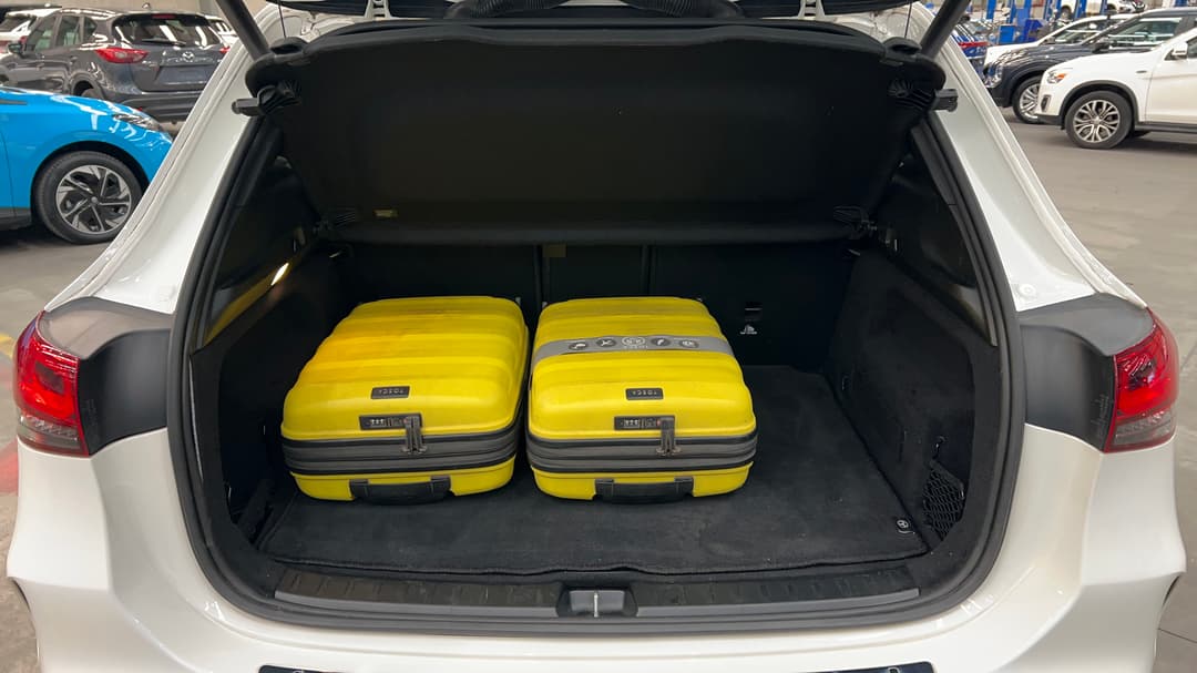2021 Mercedes-benz GLA 200, Automatic, 77243 km, Boot Inside View with Luggage