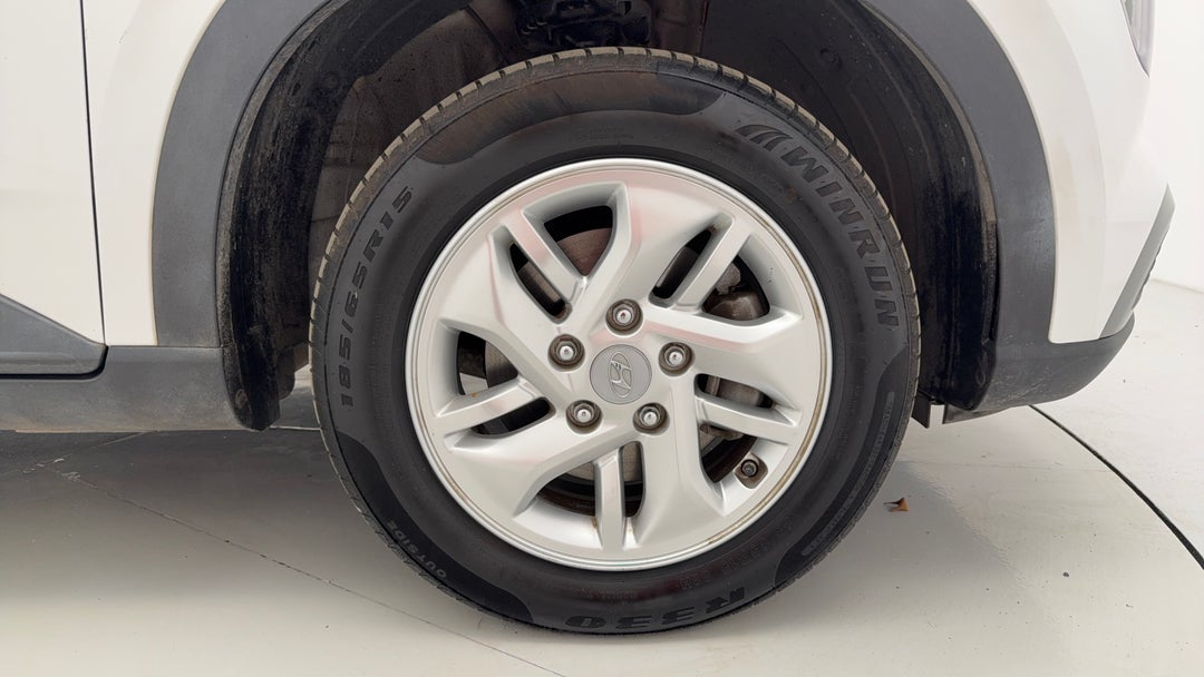 2023 Hyundai Venue Venue, Automatic, 53548 km, Right Front Wheel