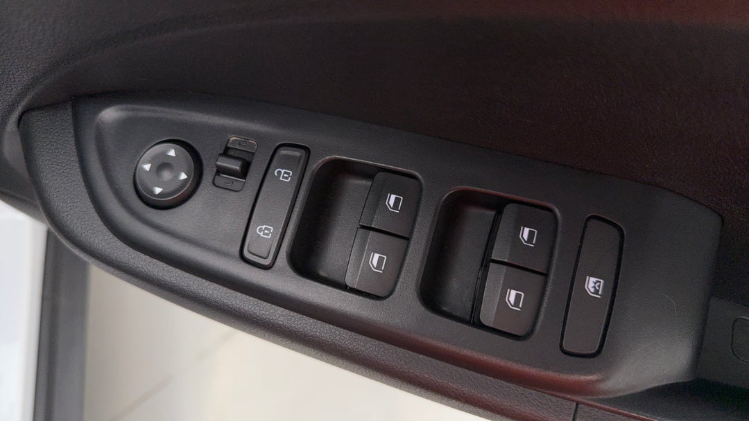 2023 Hyundai Venue Venue, Automatic, 53548 km, Drivers Side Door Panel Controls