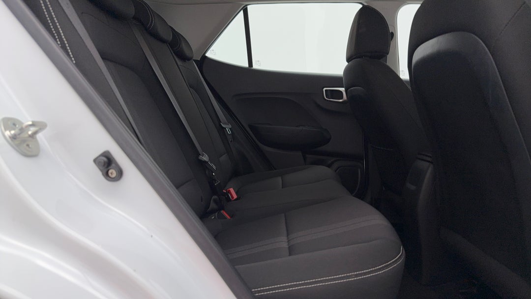 2023 Hyundai Venue Venue, Automatic, 53548 km, Right Side Rear Door Cabin View