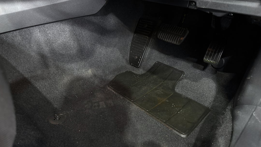 2025 Subaru Crosstrek AWD 2.0l, Automatic, 20360 km, Pedals and Footmat