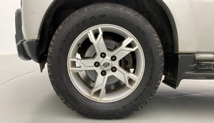 2014 Mahindra Scorpio S10, Diesel, Manual, 80,088 km, Left Front Wheel