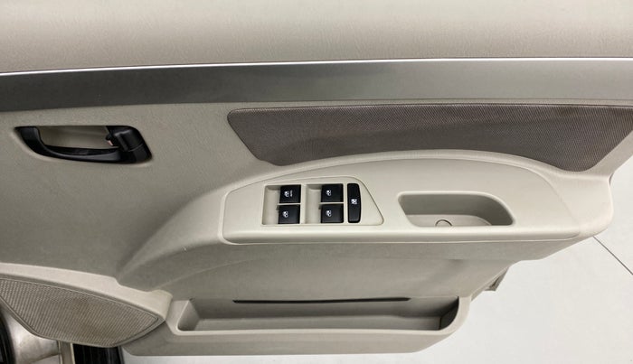 2014 Mahindra Scorpio S10, Diesel, Manual, 80,088 km, Driver Side Door Panels Control