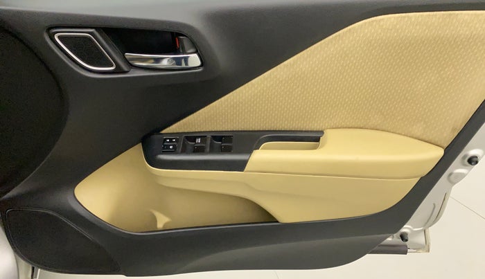 2017 Honda City 1.5L I-VTEC V MT, Petrol, Manual, 88,572 km, Driver Side Door Panels Control