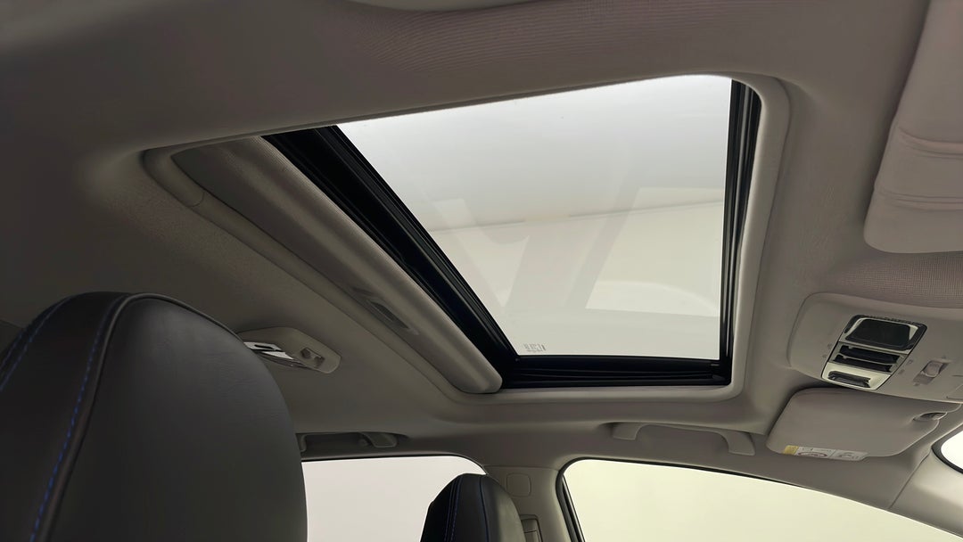 Interior Sunroof/Moonroof